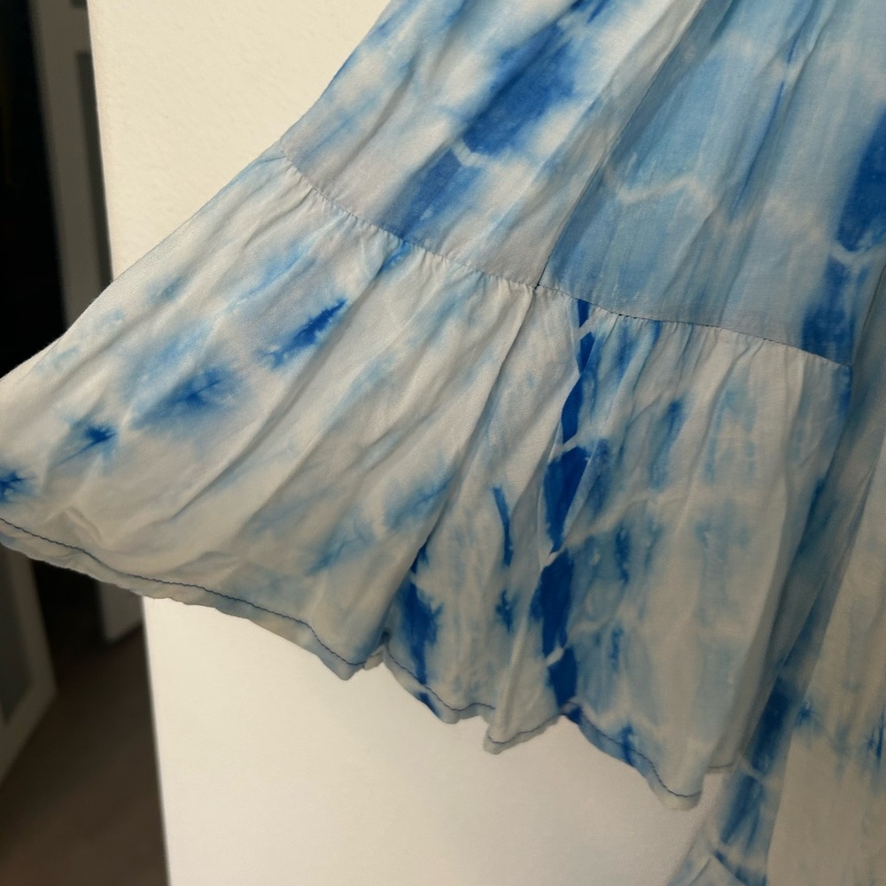Very J Blue and White Cold Shoulder Tie-Dye Dress - Picture 5 of 8